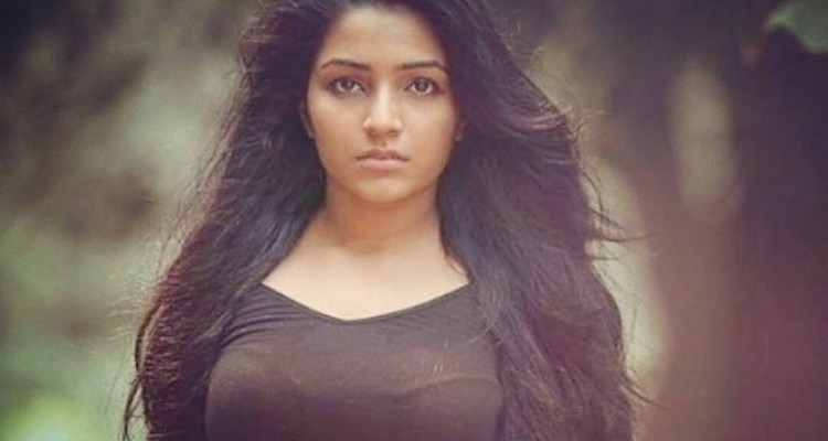 malayalam actress hot photos in instagram